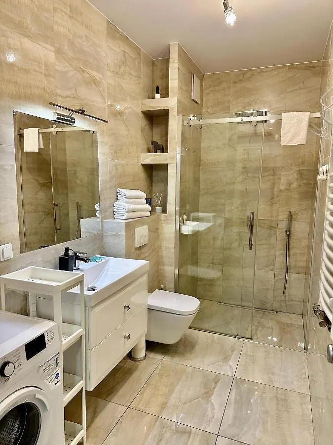 2-Bedroom Apartament Warszawa Praga Польша